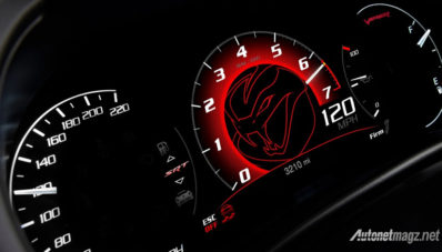 Penjualan Loyo, Muscle Car Dodge Viper Bakal Disuntik Mati Tahun 2017