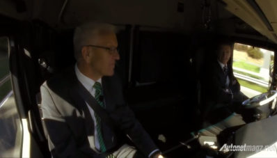 Uji Coba Truk Mercedes Benz Bersistem Auto Pilot Lancar, Bakal Disiapkan Untuk Tahun 2020 Uji Coba Truk Mercedes Benz Bersistem Auto Pilot Lancar, Bakal Disiapkan Untuk Tahun 2020