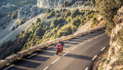 New Honda CBR500R Dirilis, Tampil Lebih Tajam dan Elegan Dengan Iluminasi LED New Honda CBR500R Dirilis, Tampil Lebih Tajam dan Elegan Dengan Iluminasi LED