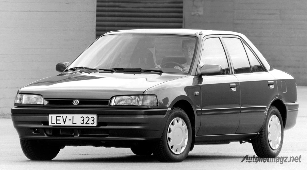 Berita, mazda 323: Mobil Tua Mazda Tahun 1990-an Baru Direcall Sekarang Karena Masalah Pada Ignition Switch!