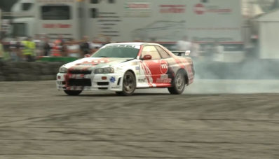 Meski Anggota Gerak Tubuhnya Tidak Berfungsi Normal, Kedua Orang Ini Bisa Jadi Drifter! Meski Anggota Gerak Tubuhnya Tidak Berfungsi Normal, Kedua Orang Ini Bisa Jadi Drifter!