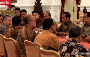 Presiden Jokowi Sambut Kedatangan Para Pemenang Shell Eco Marathon Asia di Istana Negara Presiden Jokowi Sambut Kedatangan Para Pemenang Shell Eco Marathon Asia di Istana Negara