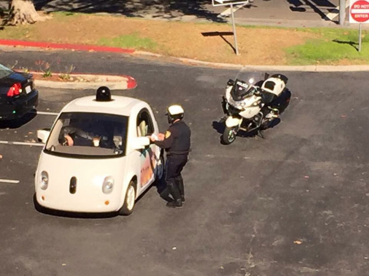 mobil self driving google ditilang | AutonetMagz :: Review Mobil dan