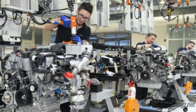 Mercedes Benz Panen Besar : Produksi Mesin Kencang Berlabel AMG Ditingkatkan
