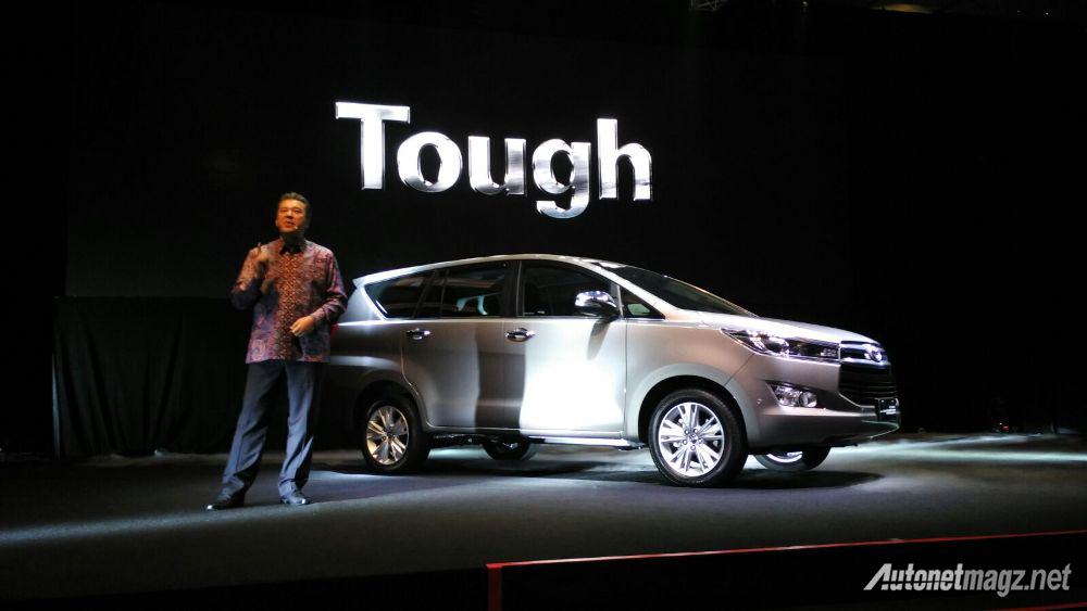 Mobil Baru, toyota-all-new-kijang-innova-2016-first-impression: Toyota All New Kijang Innova 2016 Resmi Diluncurkan Dengan Harga Rp.282 – 423,8 Juta