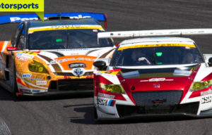 Toyota Prius dan Honda CR-Z Ditarik Mundur Dari Balapan Super GT Toyota Prius dan Honda CR-Z Ditarik Mundur Dari Balapan Super GT