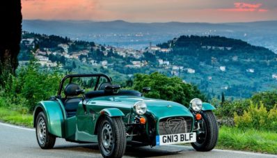 Mengenal Caterham, Pembuat Sports Car Ringan Dari Inggris Mengenal Caterham, Pembuat Sports Car Ringan Dari Inggris