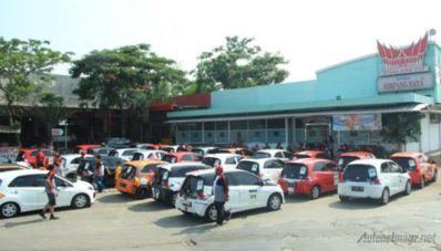 Honda Brio Community Bekasi Touring Charity ke Lembang Honda Brio Community Bekasi Touring Charity ke Lembang