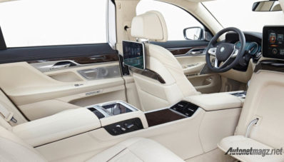 BMW Pertimbangkan 7 Series Terkencang Berlabel M760i, Pakai Mesin V12 Milik Rolls-Royce! BMW Pertimbangkan 7 Series Terkencang Berlabel M760i, Pakai Mesin V12 Milik Rolls-Royce!