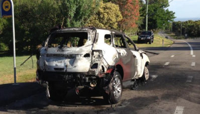 Sedang Jalani Sesi Test Drive, Ford Everest Baru Ini Tiba-Tiba Terbakar Habis! Sedang Jalani Sesi Test Drive, Ford Everest Baru Ini Tiba-Tiba Terbakar Habis!