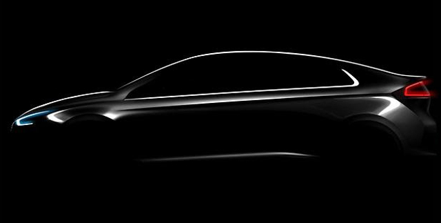 Berita, hyundai ioniq teaser: Teaser Hyundai IONIQ Disebarluaskan : Tawarkan Varian Hybrid, Plug in-Hybrid dan Elektrik