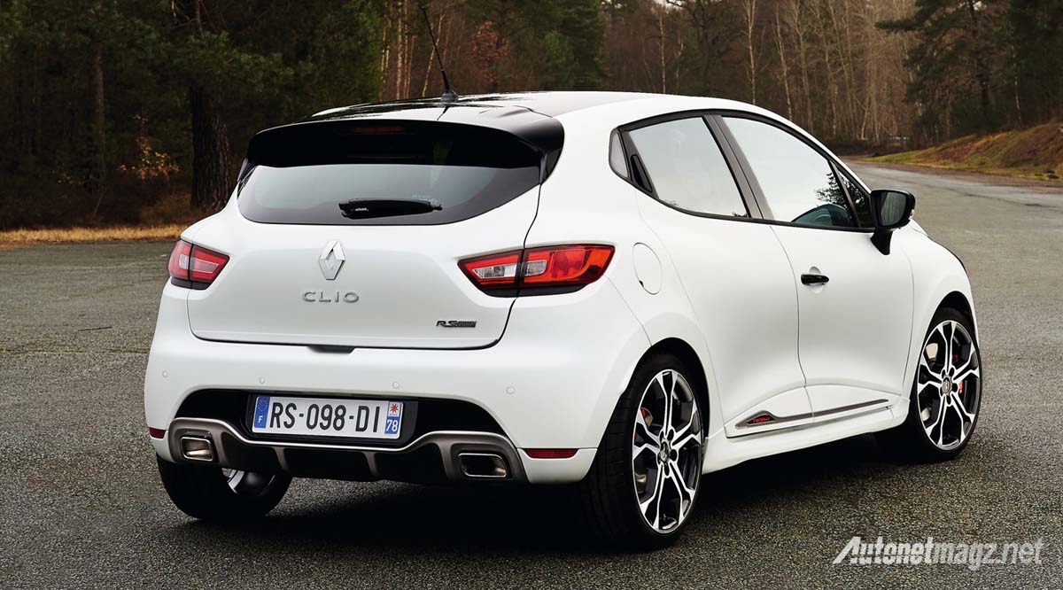 renault clio rs 220 trophy rear