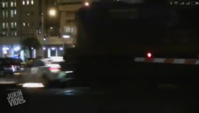 Ajaib, Honda Civic Coupe Masih Bisa Berjalan Setelah Dihantam Kereta!