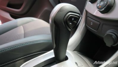 First Impression and Test Drive Review Chevrolet Trax LTZ 1.4 Turbo A/T First Impression and Test Drive Review Chevrolet Trax LTZ 1.4 Turbo A/T