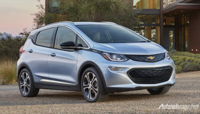Chevrolet Bolt Hatchback Listrik Diperkenalkan Di CES 2016