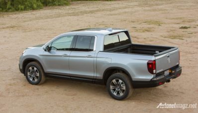 Honda Ridgeline Double Cabin Menampakkan Diri di NAIAS 2016 Honda Ridgeline Double Cabin Menampakkan Diri di NAIAS 2016
