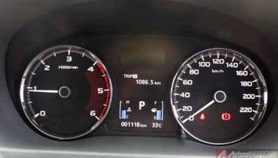 First Impression Review Mitsubishi All New Pajero Sport Indonesia, Part 2 : Interior First Impression Review Mitsubishi All New Pajero Sport Indonesia, Part 2 : Interior