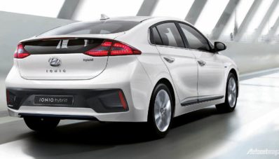 Hyundai IONIQ Hybrid, Sporty Namun Tetap Efisien Hyundai IONIQ Hybrid, Sporty Namun Tetap Efisien