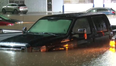 Hujan Badai Sebabkan 105 Mobil Baru Ford di Missouri Rusak Terendam Banjir Hujan Badai Sebabkan 105 Mobil Baru Ford di Missouri Rusak Terendam Banjir