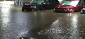 mobil baru ford kebanjiran