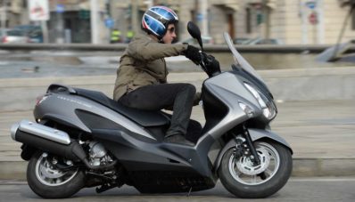 Motor Bermesin Kecil Makin Laris di Inggris, Honda PCX 125 Pimpin Penjualan Motor Bermesin Kecil Makin Laris di Inggris, Honda PCX 125 Pimpin Penjualan
