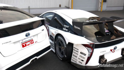 Toyota Prius Versi Balap GT300 Gendong Mesin V8 Hybrid! Toyota Prius Versi Balap GT300 Gendong Mesin V8 Hybrid!