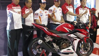All New Honda CBR 150 R Diluncurkan, Lebih Sangar Bro! All New Honda CBR 150 R Diluncurkan, Lebih Sangar Bro!