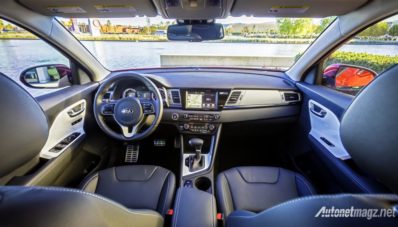 KIA Niro Siap Sikat Kompetitor di Kelas Subcompact Crossover