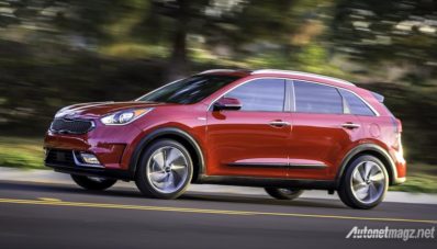 KIA Niro Siap Sikat Kompetitor di Kelas Subcompact Crossover