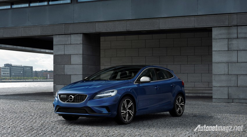 International, volvo-v40-2016-blue-front: Volvo V40 dan V40 Cross Country Diperkenalkan Di Geneva