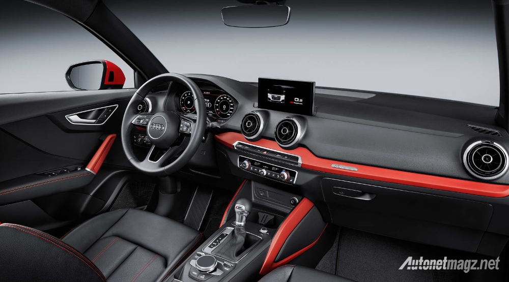 Audi, AUDI-Q2-2016-dashboard: Audi Q2 Tampil Sebagai Penantang di Kelas Compact Crossover