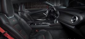 Chevrolet-Camaro-ZL1-2016-dashboard