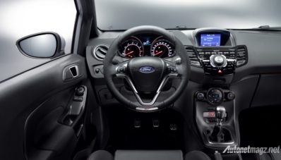 Ford Siap Menggelontorkan Fiesta ST200 dengan tenaga 215 HP Ford Siap Menggelontorkan Fiesta ST200 dengan tenaga 215 HP