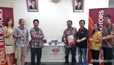 Pemilik KIA Rio Asal Indonesia Berhasil Sabet Gelar The Best KIA Global Ambassador 2015