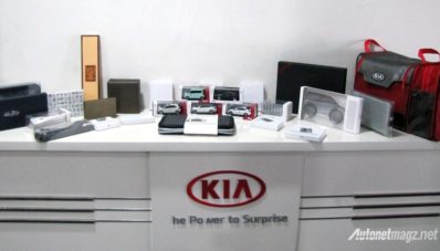 Pemilik KIA Rio Asal Indonesia Berhasil Sabet Gelar The Best KIA Global Ambassador 2015