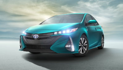 Toyota Prius Prime Tampil Bersolek Di New York Auto Show Toyota Prius Prime Tampil Bersolek Di New York Auto Show