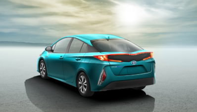 Toyota Prius Prime Tampil Bersolek Di New York Auto Show Toyota Prius Prime Tampil Bersolek Di New York Auto Show
