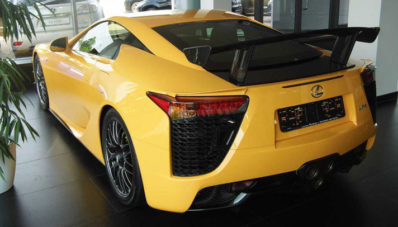 Lexus LFA Nurburgring Package Ini Dijual Seharga 94 M Rupiah, Tertarik?