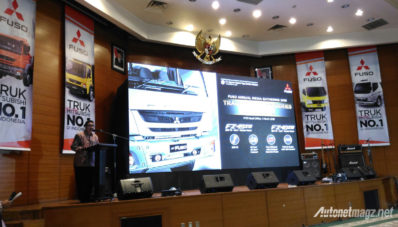 Mitsubishi Fuso Luncurkan Tractor Head FZ 2016 Di Indonesia Mitsubishi Fuso Luncurkan Tractor Head FZ 2016 Di Indonesia