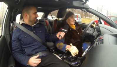 Gokil, Nenek Berusia 81 Tahun Pakai Subaru WRX STI Sebagai Mobil Harian! Gokil, Nenek Berusia 81 Tahun Pakai Subaru WRX STI Sebagai Mobil Harian!