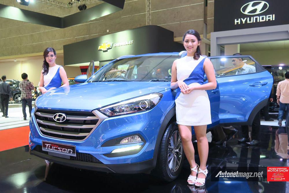 Hyundai, All New Hyundai Tucson 2016 Indonesia bersama SPG di IIMS: All New Hyundai Tucson Meluncur, Harga Cuma 385 Juta Saja!
