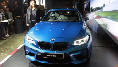 BMW M2 Resmi Mengaspal di Indonesia Dengan Harga 1.3 Miliar BMW M2 Resmi Mengaspal di Indonesia Dengan Harga 1.3 Miliar
