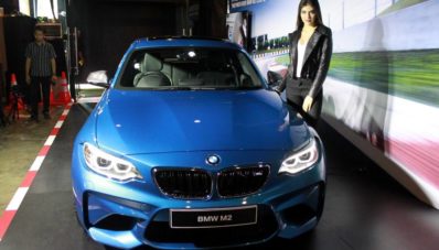 BMW M2 Resmi Mengaspal di Indonesia Dengan Harga 1.3 Miliar BMW M2 Resmi Mengaspal di Indonesia Dengan Harga 1.3 Miliar
