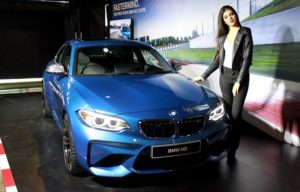 BMW M2 Resmi Mengaspal di Indonesia Dengan Harga 1.3 Miliar BMW M2 Resmi Mengaspal di Indonesia Dengan Harga 1.3 Miliar