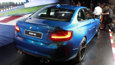 BMW M2 Resmi Mengaspal di Indonesia Dengan Harga 1.3 Miliar BMW M2 Resmi Mengaspal di Indonesia Dengan Harga 1.3 Miliar