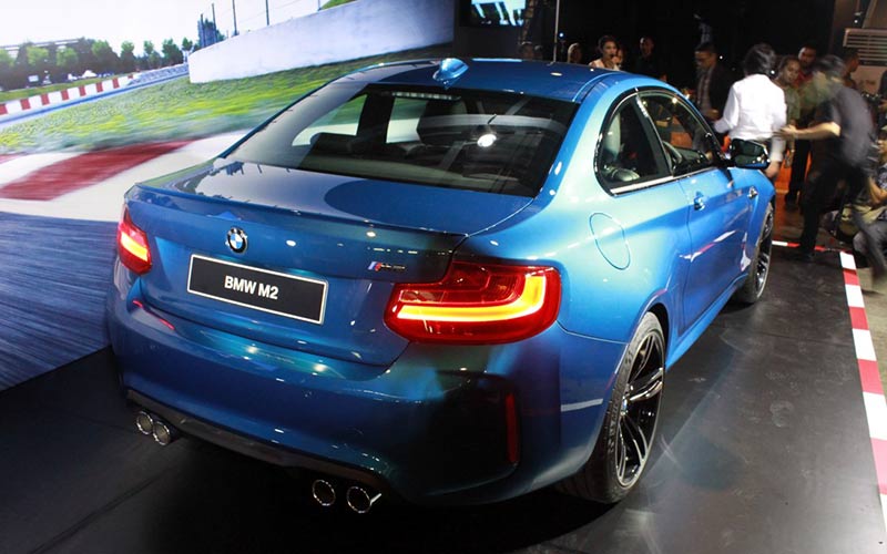 BMW, BMW-M2-Rear-Design: BMW M2 Resmi Mengaspal di Indonesia Dengan Harga 1.3 Miliar