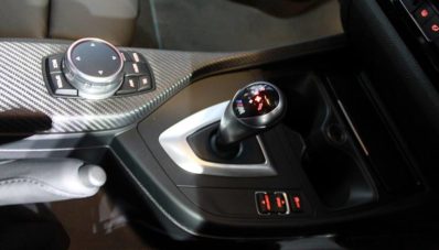 BMW M2 Resmi Mengaspal di Indonesia Dengan Harga 1.3 Miliar BMW M2 Resmi Mengaspal di Indonesia Dengan Harga 1.3 Miliar