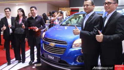Penyerahan Chevrolet Trax Dan Promo Khusus Ramaikan Booth Chevrolet di IIMS 2016