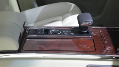 Inilah Hongqi LS5, Range Rover Dengan Kearifan Lokal Tiongkok Inilah Hongqi LS5, Range Rover Dengan Kearifan Lokal Tiongkok