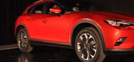 Mazda-CX4-2016-interior